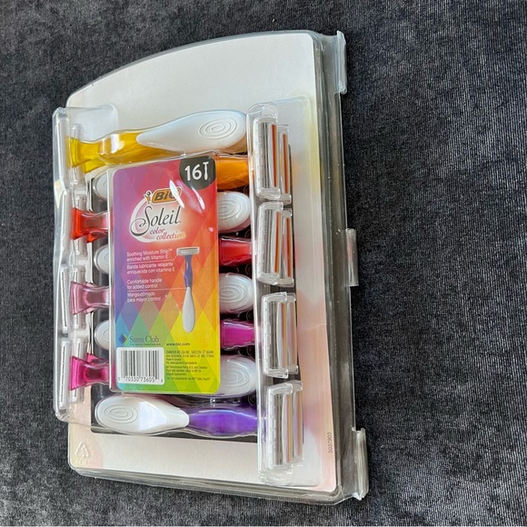 NEW BIC Soleil Color Collection Women's Razors, 16 ct. - Picture 6 of 14